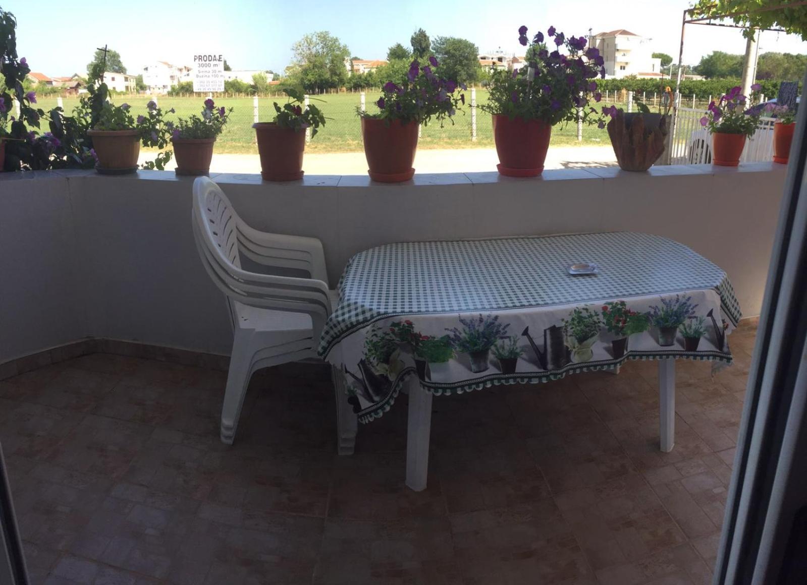 Apartments Daris Ulcinj Rum bild