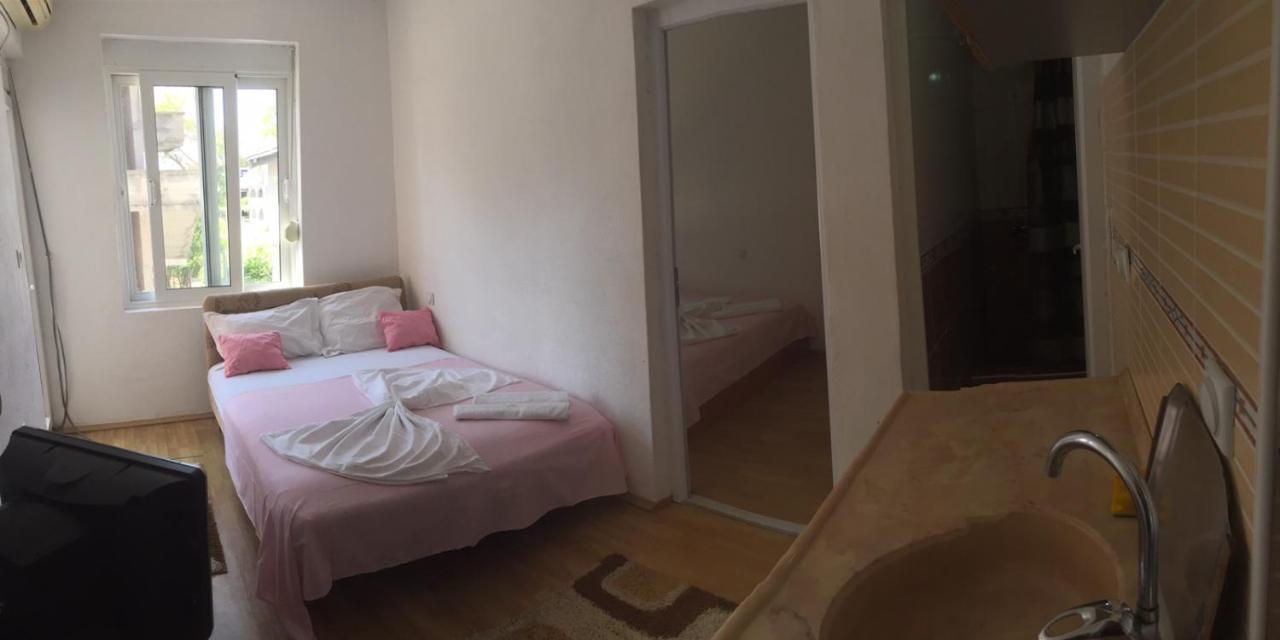 Apartments Daris Ulcinj Exteriör bild
